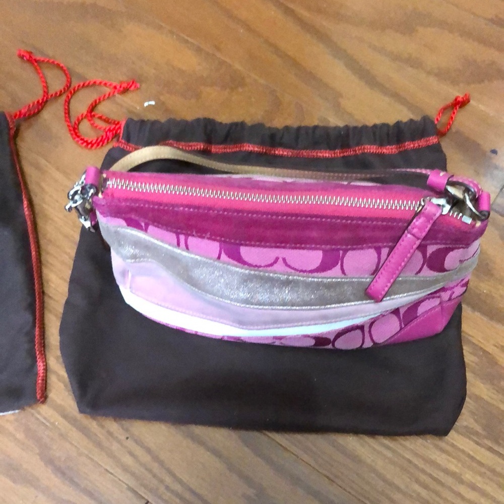 Coach mini purse Used but good condition